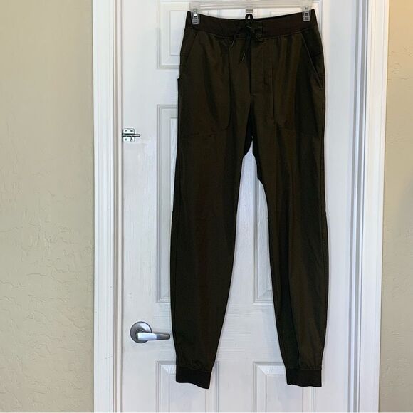 Lululemon ABC Jogger *Tall Dark Olive (First Release) Size Medium - Picture 1 of 12